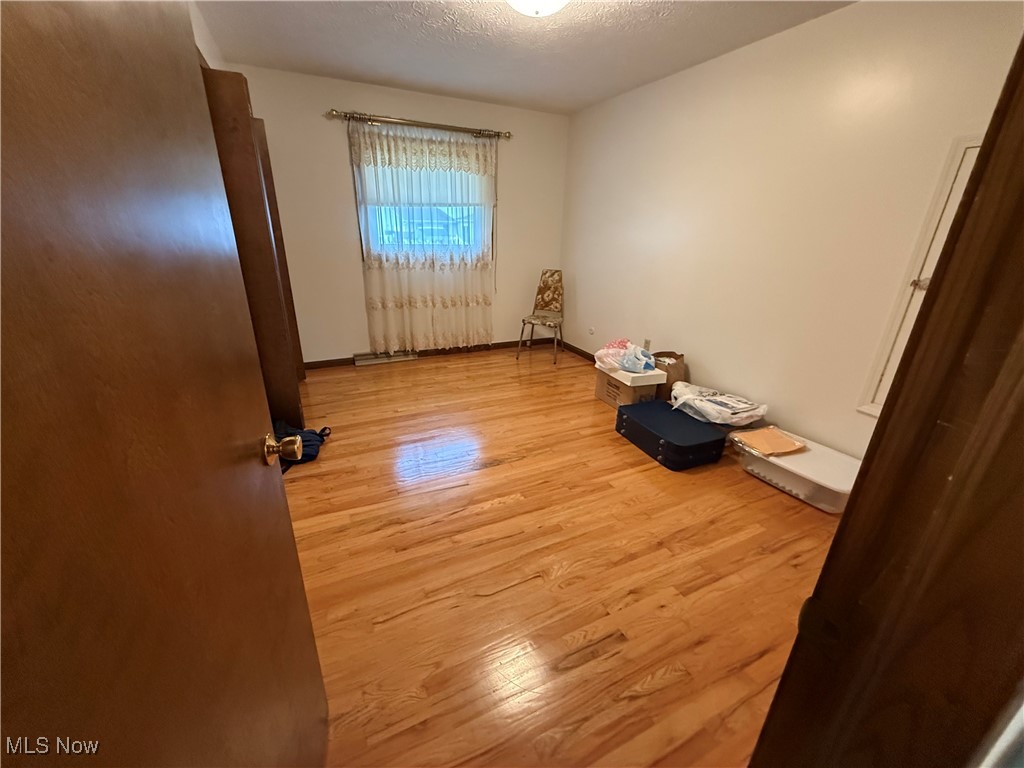 Merlos Golden Park - Residential