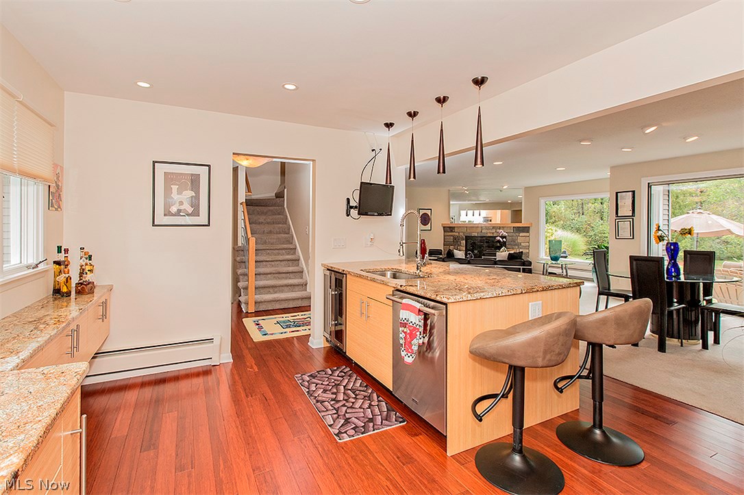 Moreland Hills - Residential