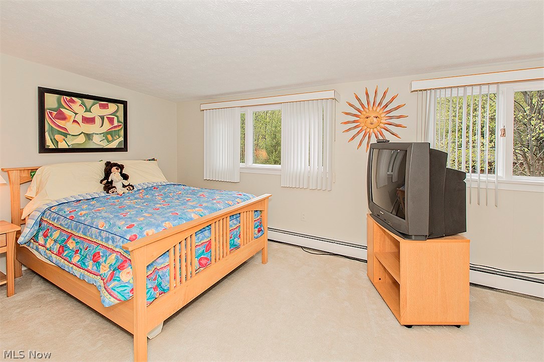 Moreland Hills - Residential