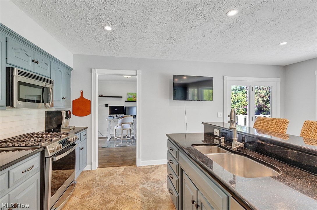 Green Pointe 07 - Residential