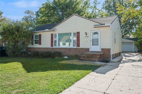 30248 Truman Avenue, Wickliffe, OH 44092 - #: 5158870