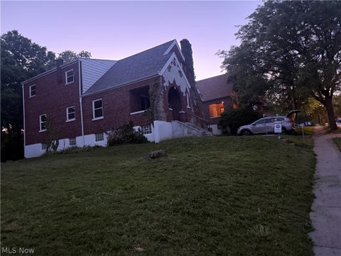 Homes For Sale - 4635 Chickering Avenue<br/> Cincinnati, OH 45232