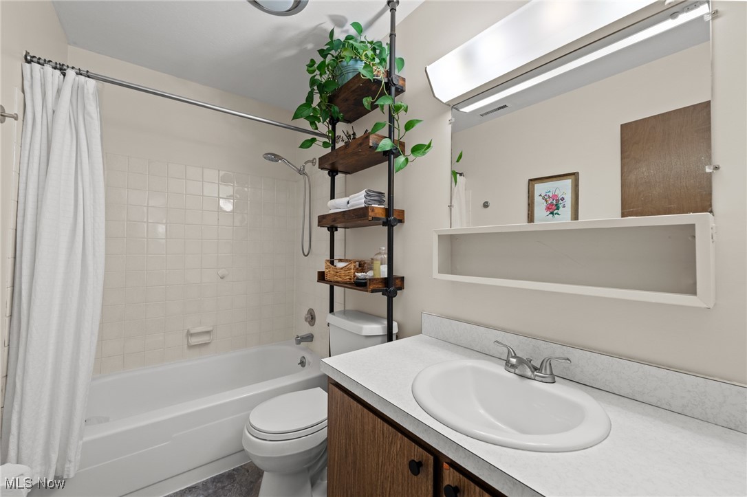 Juniper Hill Condo - Residential