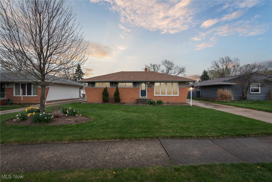 10371 Moore Drive, Parma, Ohio image 39