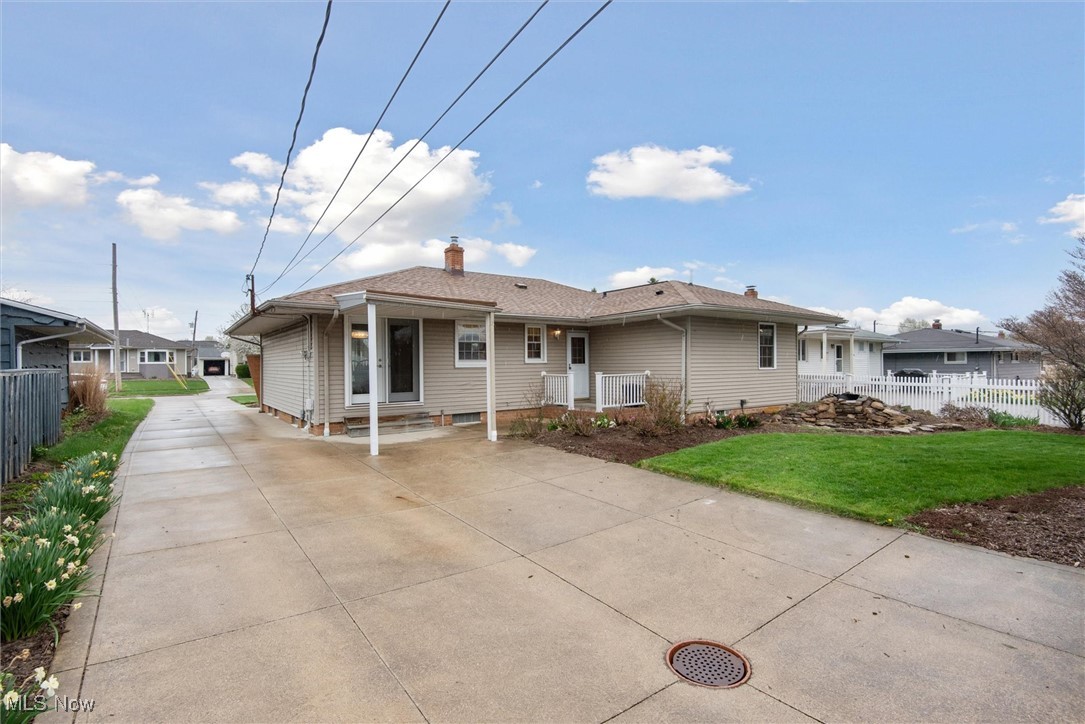 10371 Moore Drive, Parma, Ohio image 32