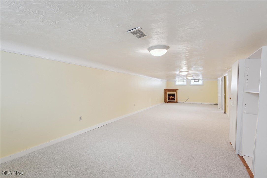10371 Moore Drive, Parma, Ohio image 24