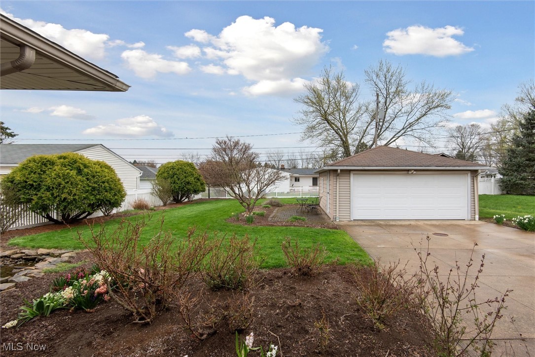 10371 Moore Drive, Parma, Ohio image 36