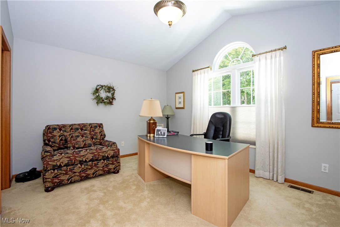 Wooster, Ohio 44691, United States, 2 Bedrooms Bedrooms, ,2 BathroomsBathrooms,Residential,Contingent,183934