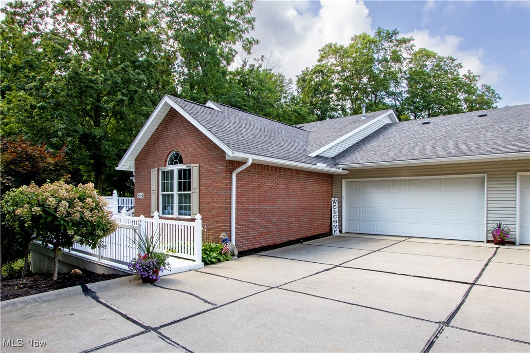 Wooster, Ohio 44691, United States, 2 Bedrooms Bedrooms, ,2 BathroomsBathrooms,Residential,Contingent,183934