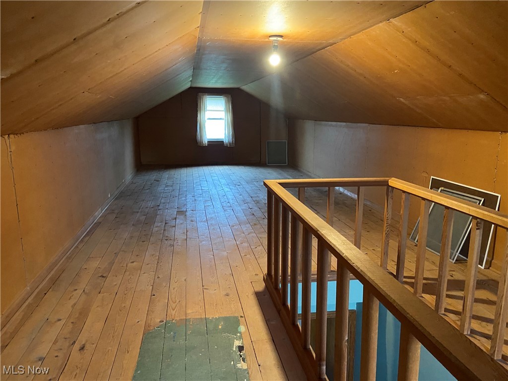 6104 E State Road, Newcomerstown, Ohio image 31