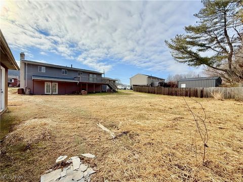 Tiny photo for 49 Oak Acres Circle, Washington, WV 26181 (MLS # 5179131)