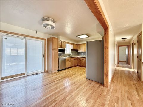 Tiny photo for 49 Oak Acres Circle, Washington, WV 26181 (MLS # 5179131)