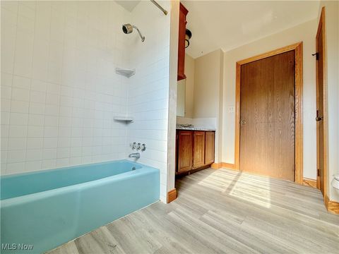 Tiny photo for 49 Oak Acres Circle, Washington, WV 26181 (MLS # 5179131)