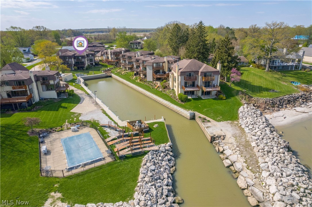 Compass Rose - Residential