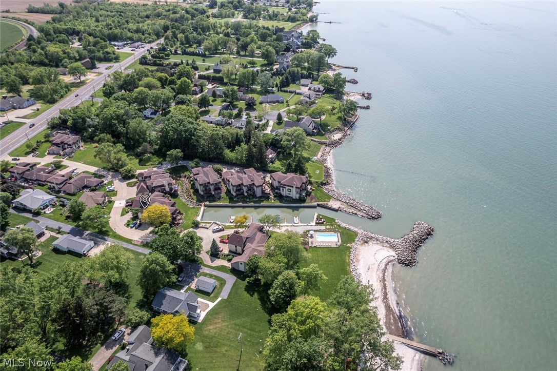 Compass Rose - Residential