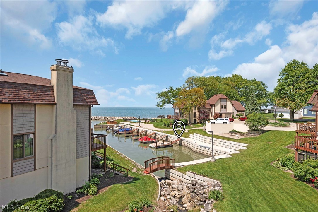 Compass Rose - Residential