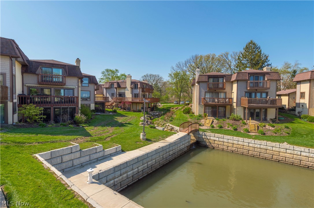 Compass Rose - Residential