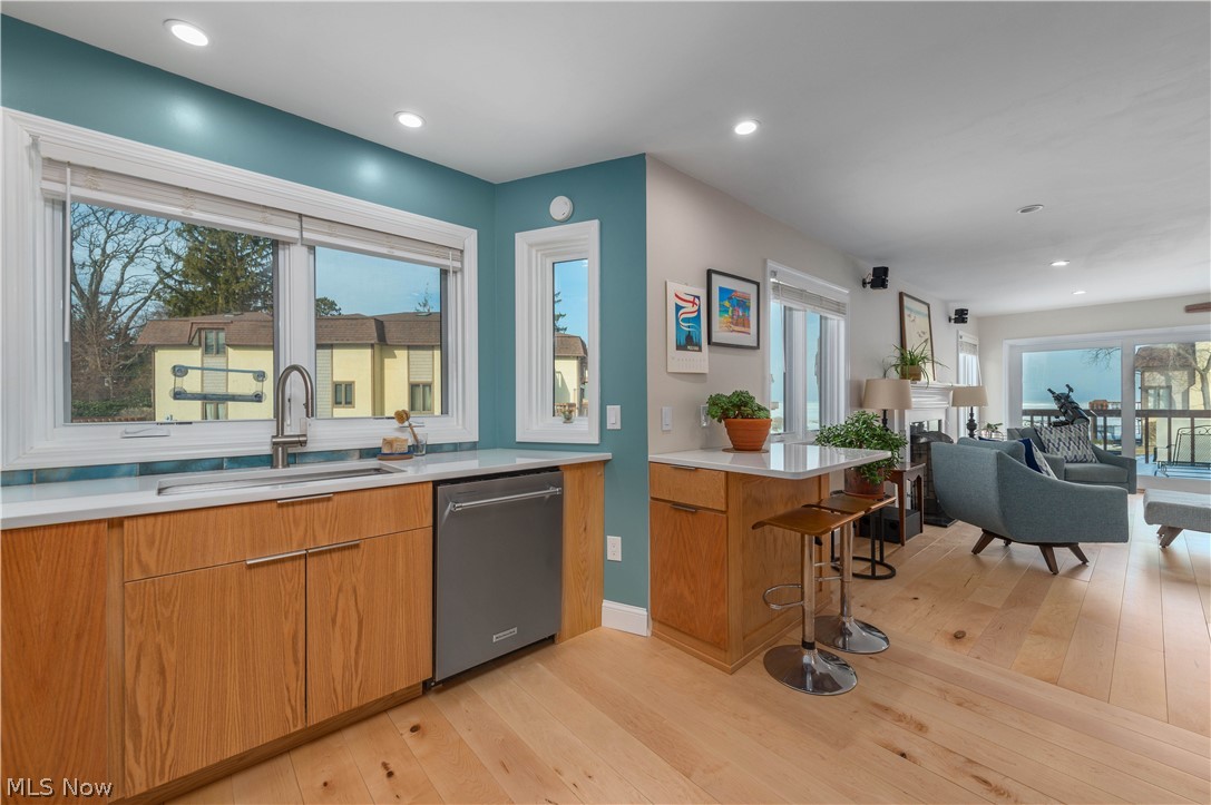 Compass Rose - Residential