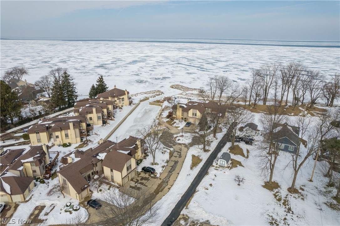 Compass Rose - Residential