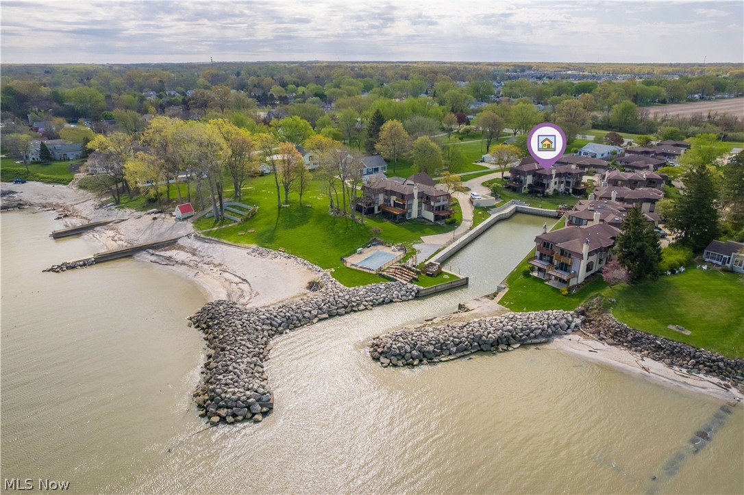 Compass Rose - Residential