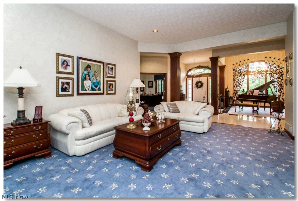 South Hampton Woods - Residential