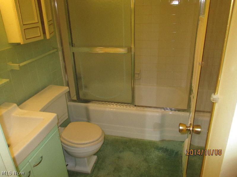 Johnnycake Lake Estates - Residential