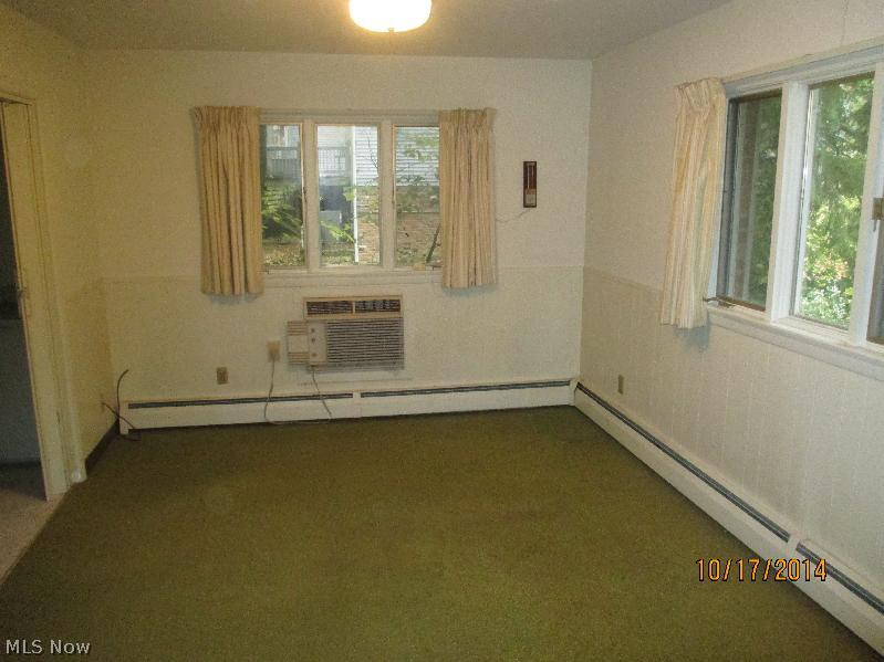 Johnnycake Lake Estates - Residential