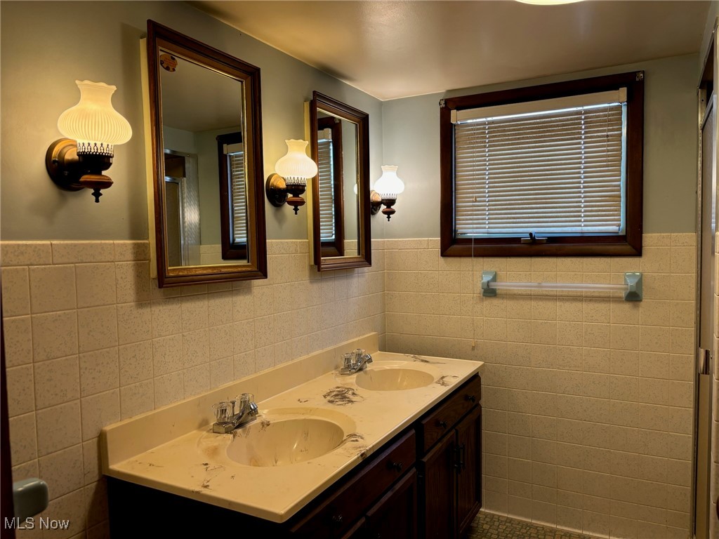420 N 14th Street, Cambridge, Ohio image 29