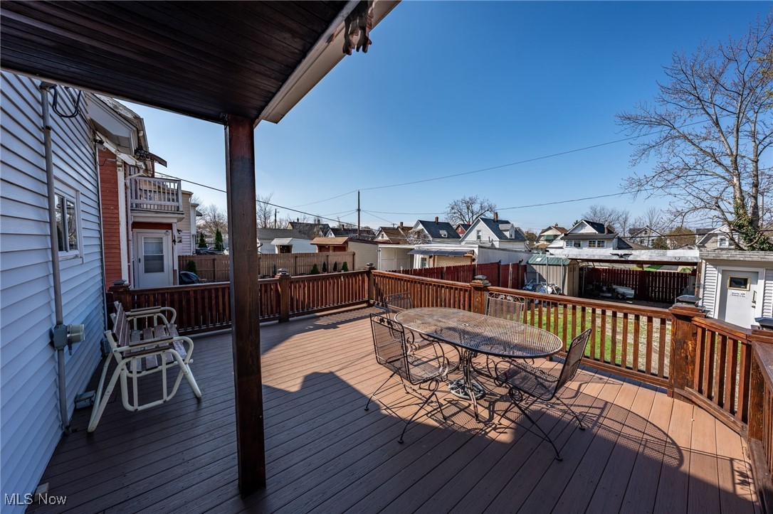 3218 Hillcrest Avenue, Cleveland, Ohio image 32