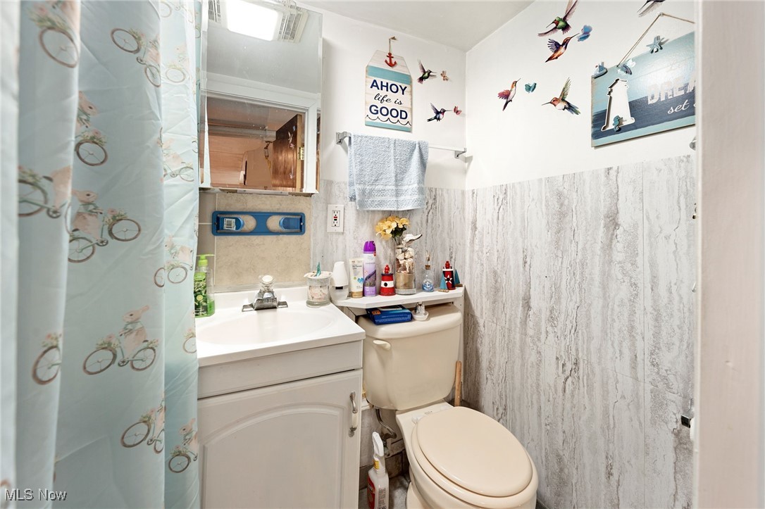 3218 Hillcrest Avenue, Cleveland, Ohio image 26