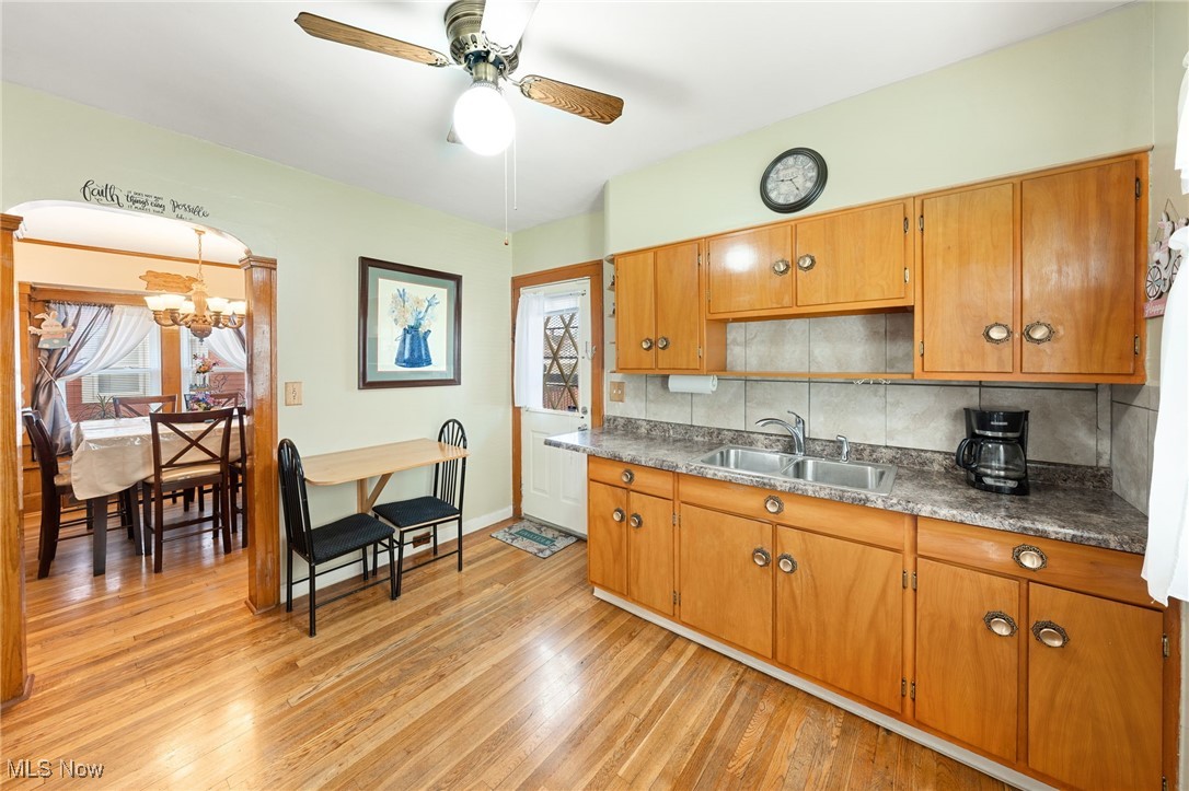 3218 Hillcrest Avenue, Cleveland, Ohio image 8
