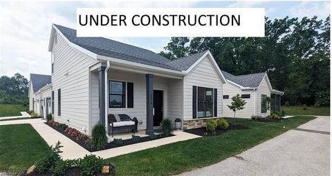 Condo For Sale - 5013 Coventry Circle<br/> Erie County, Huron, OH 44839