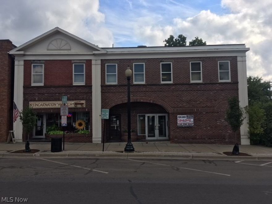 Former First Merit Bank Building. Quaint Downtown Office/Retail Space available for lease only. Approximately 20 to 25 on-site private parking spaces as well as on street paring available. Public water and sewer.