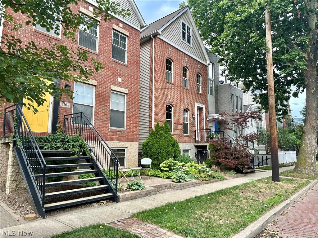 Photo of 2188 W 6th Street #DOWN, Cleveland, OH 44113 (MLS # 5214616)