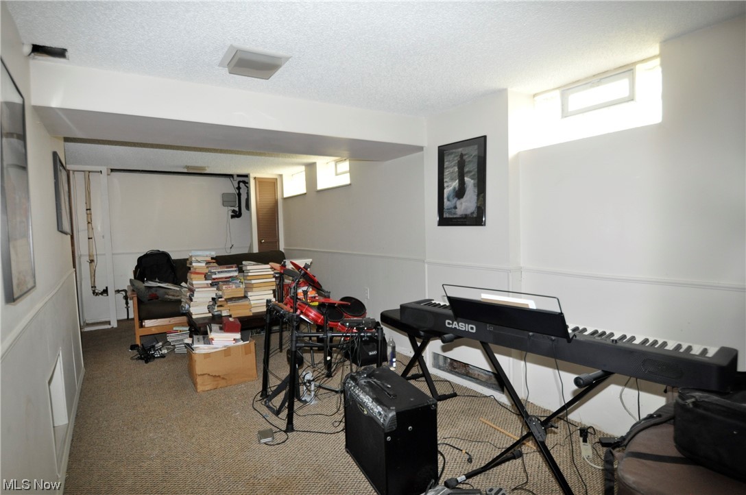 Munn Road - Residential