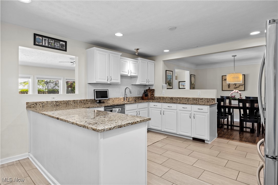 19064 Colahan Drive, Rocky River, Ohio image 13