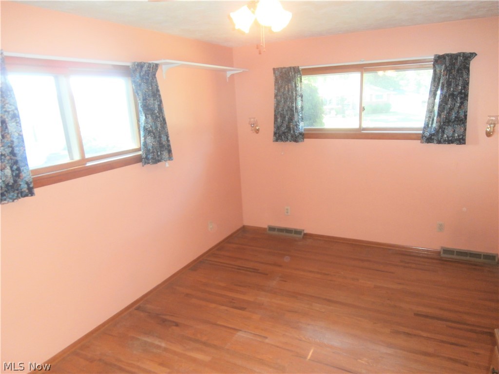 Schwartz & Zaremsky 04 - Residential