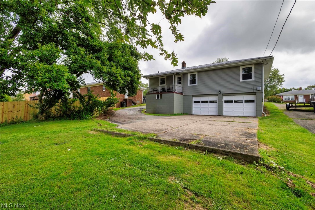 Country Club Estates - Residential