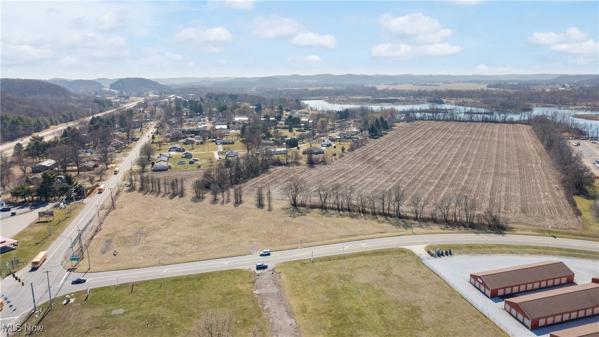 Schoenbrunn/Moravianlands - Commercial Sale