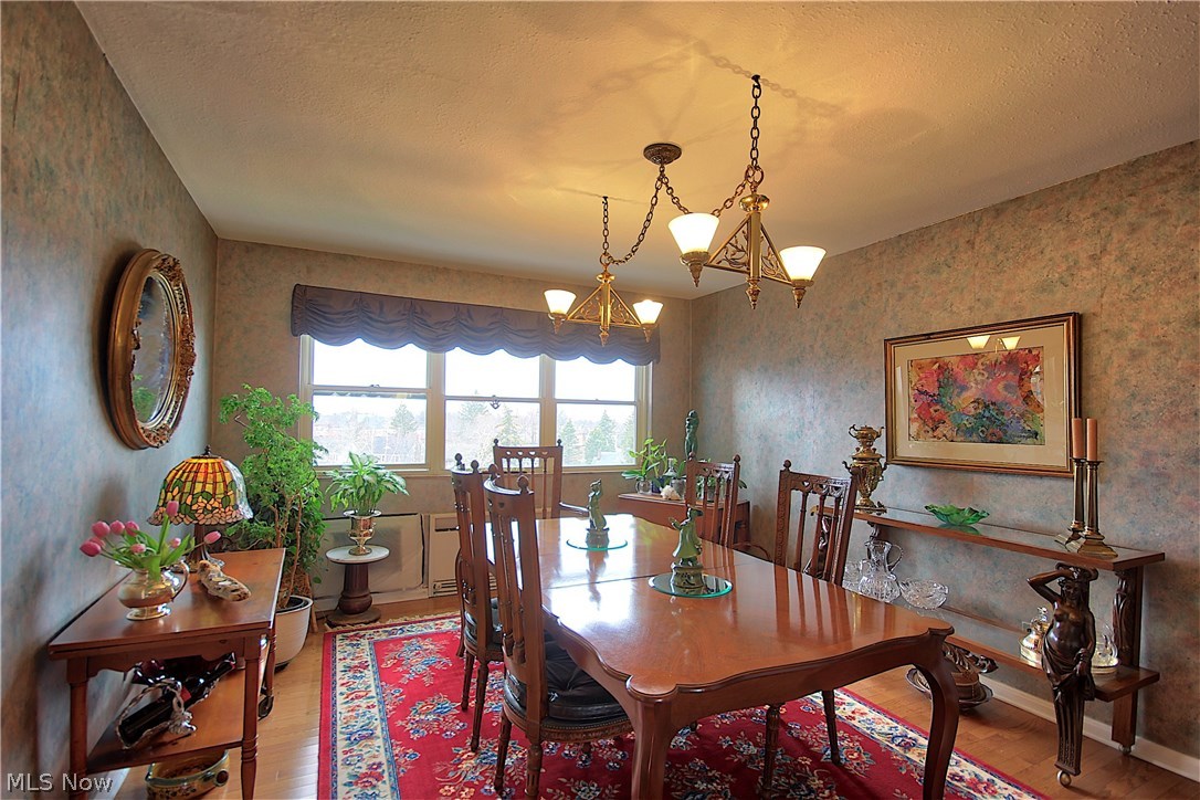 Shaker Towers - Residential