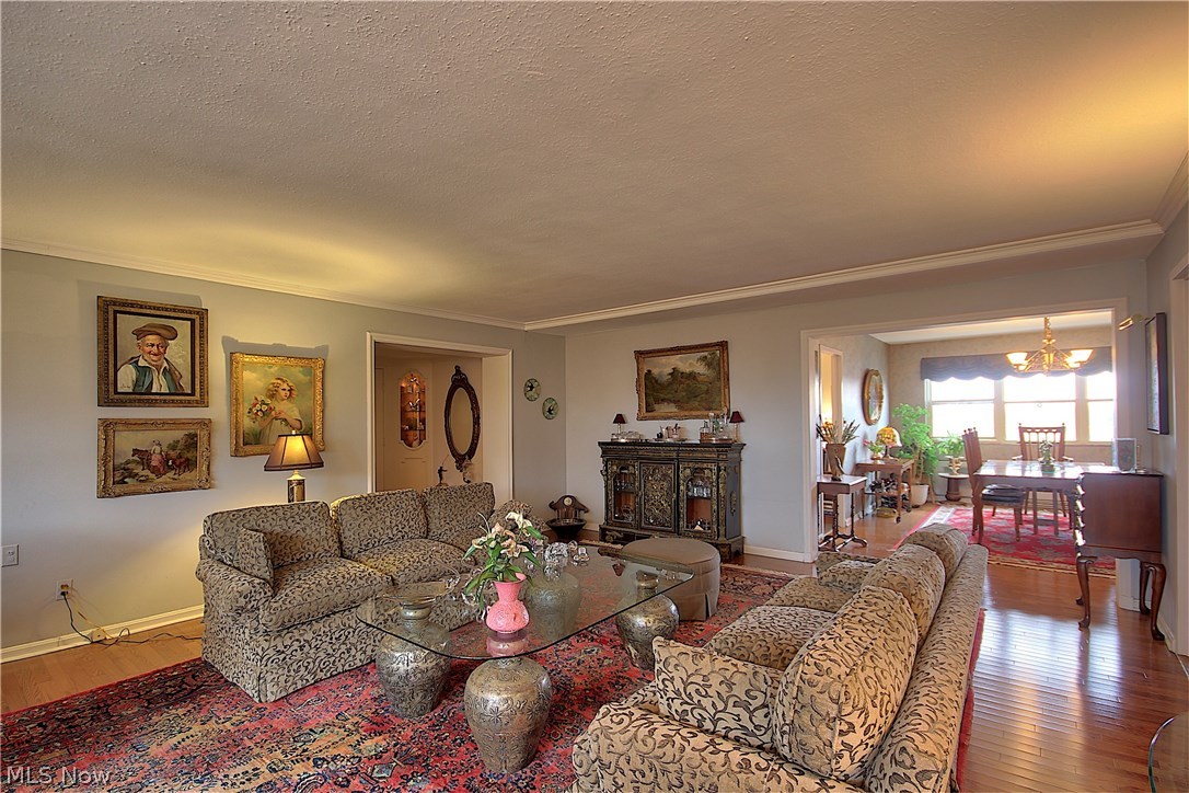 Shaker Towers - Residential