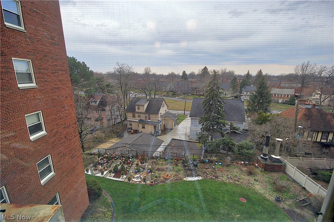 Shaker Towers - Residential