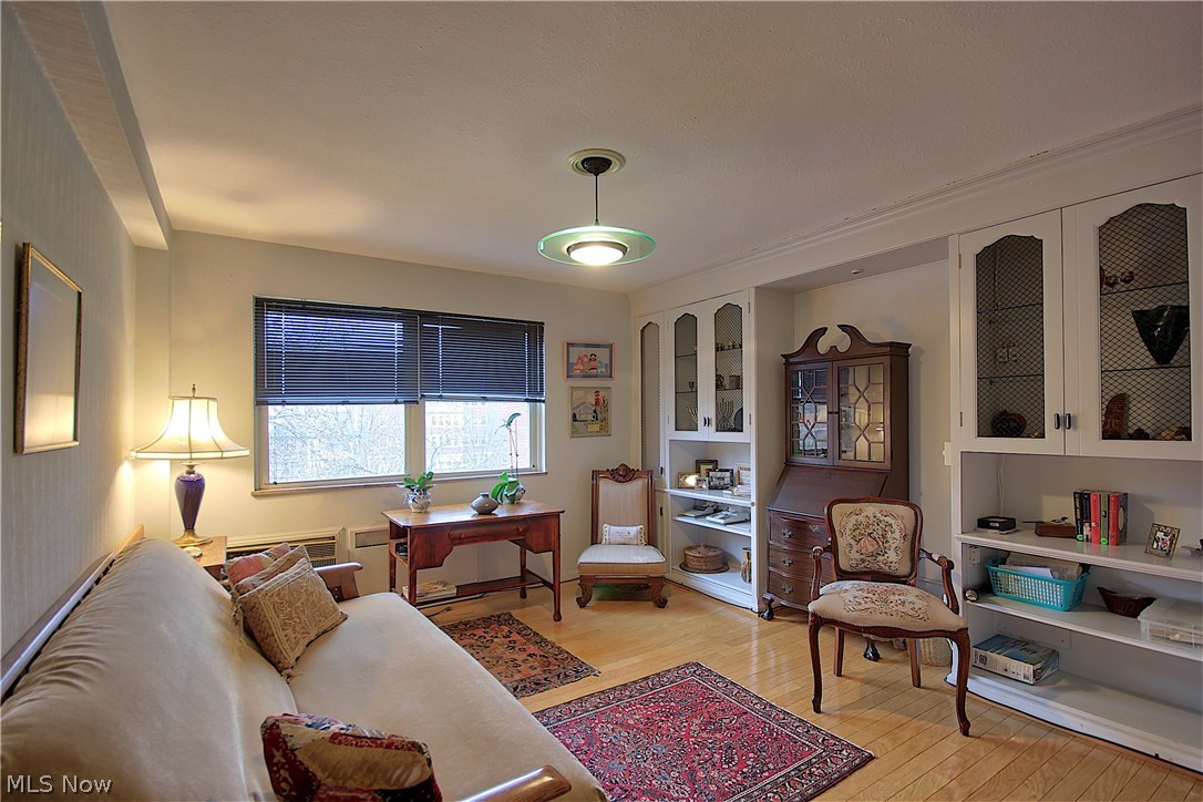 Shaker Towers - Residential