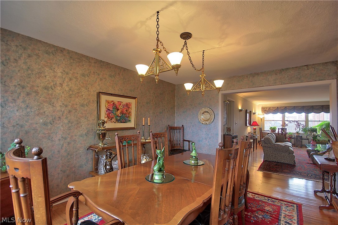 Shaker Towers - Residential