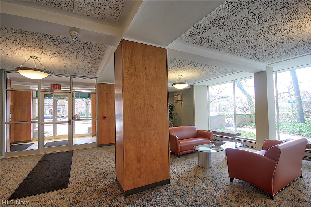 Shaker Towers - Residential