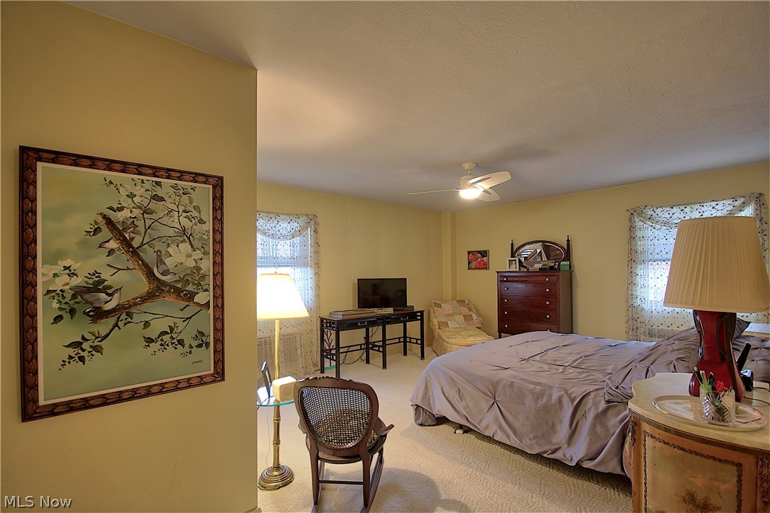 Shaker Towers - Residential