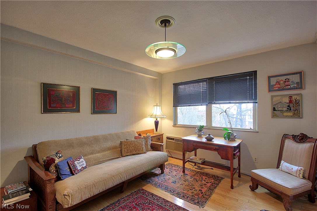 Shaker Towers - Residential