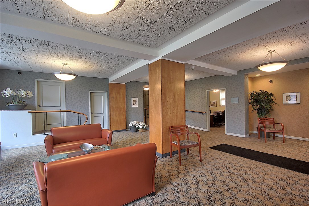 Shaker Towers - Residential