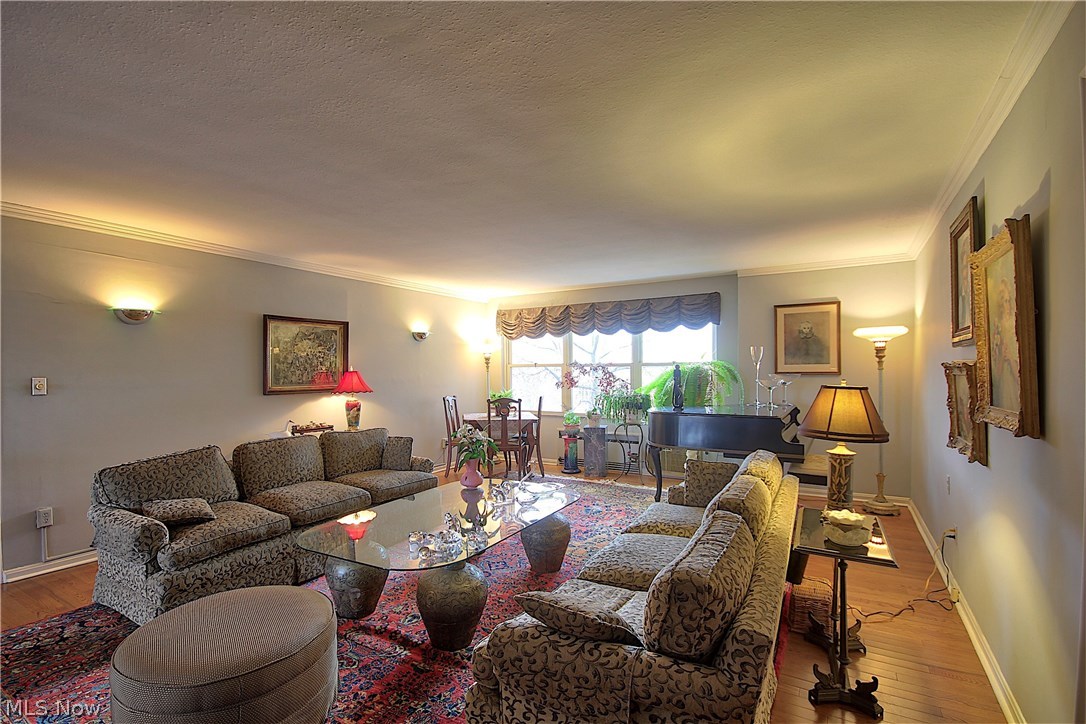 Shaker Towers - Residential