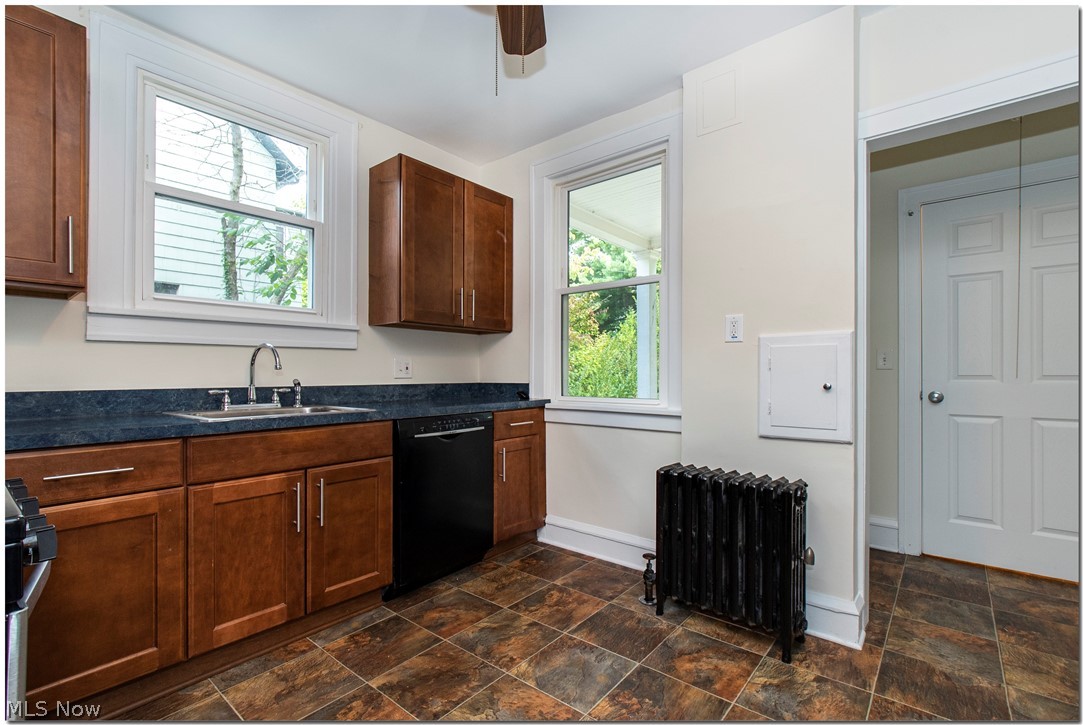 Shaker Lakes - Residential